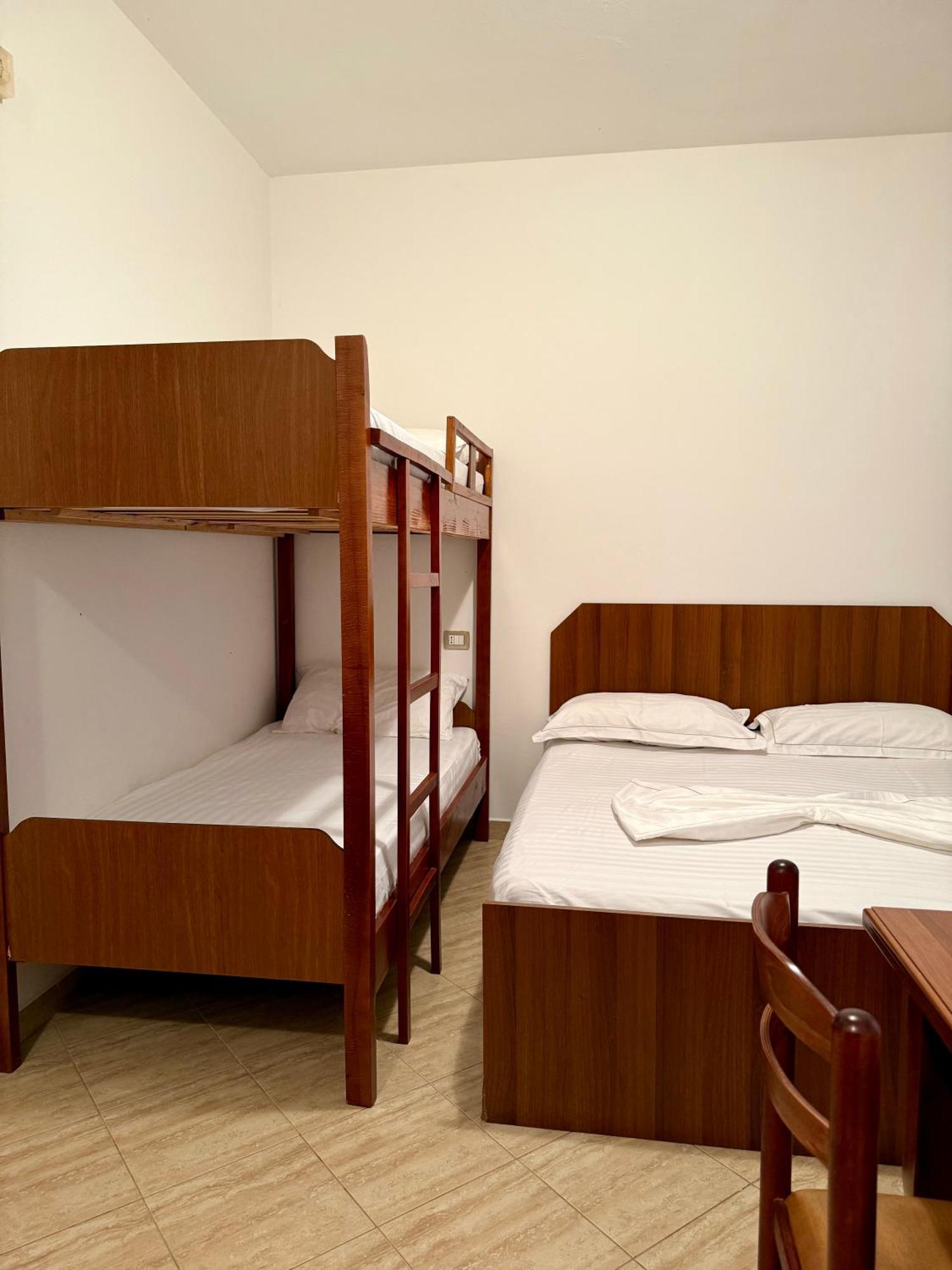 Ermi Hotel 4*