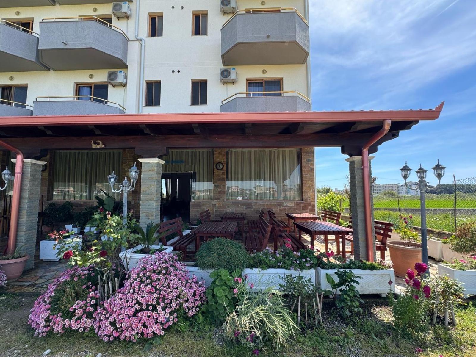 Ermi Hotel